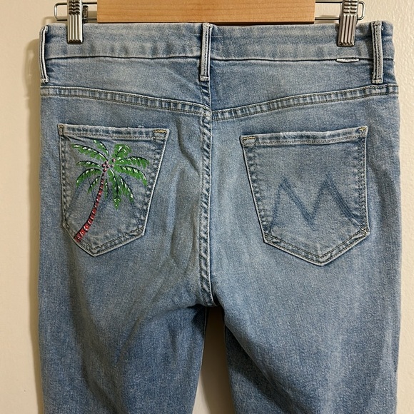 EUC Mother - High Waisted Looker Ankle Fray Drinking By The Pool size 29 - Picture 7 of 10